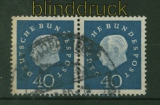Bund Mi #  305 gestempelt Heuss III Medaillon waagerechtes Paar (35110)